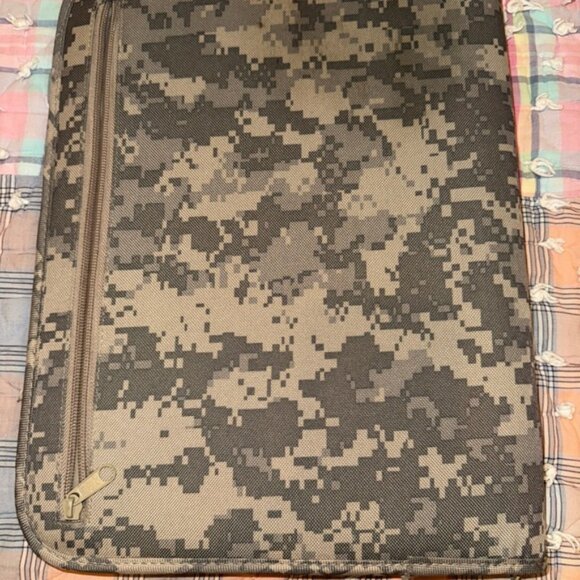 National Guard Camouflage Notebook Case Tablet. (BT 1) - Picture 3 of 10